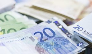 Aktualizované: Vláda bude budúci týždeň hlasovať o protiinflačnom finančnom balíku Slovákom
