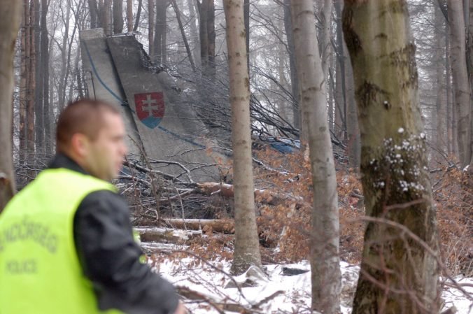 Slovensko si pripomína výročie najväčšej leteckej tragédie, vojenský špeciál An-24 havaroval presne pred 16 rokmi