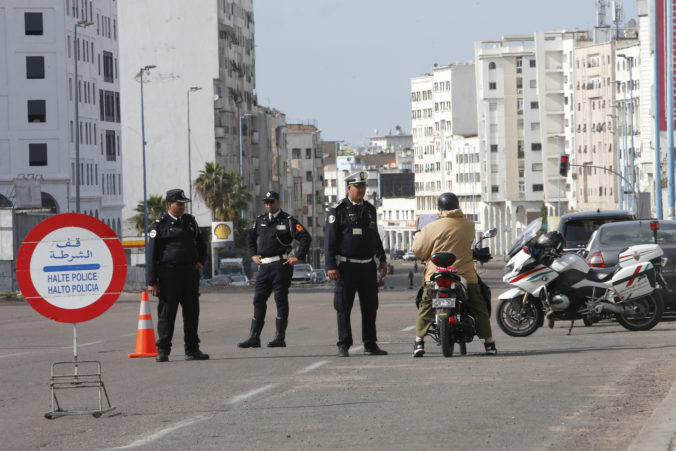 Pre pandémiu v Maroku stále platí núdzový stav, cestujúcich čakajú prísne opatrenia