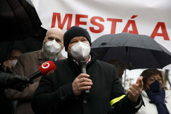 ZMOS avizuje štrajky v regiónoch a Bratislave, podľa Trégera inú možnosť nemajú