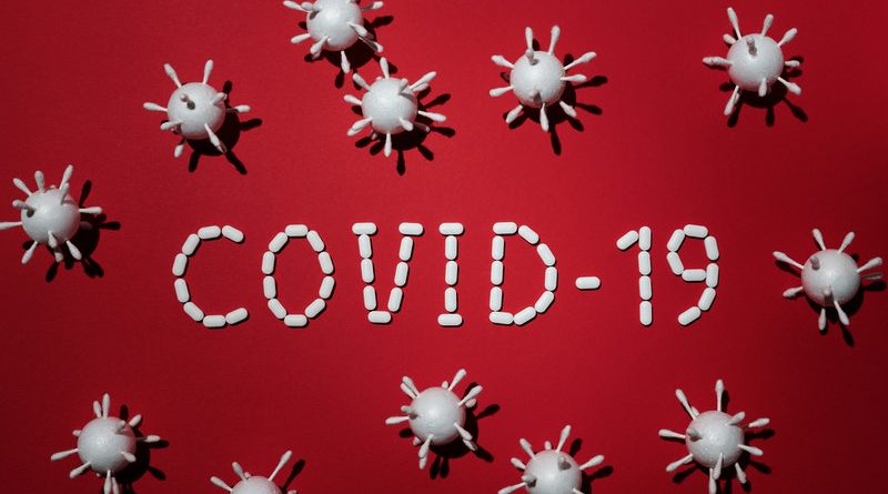 Pozor! Na Slovensku sa horší situácia s Covid-19, ÚVZ SR informovalo o protipandemických opatreniach