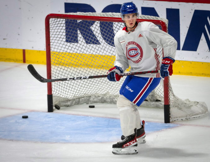 Filip Mešár sa rýchlo zlepšuje a sťažuje Montrealu Canadiens rozhodovanie o jeho budúcnosti