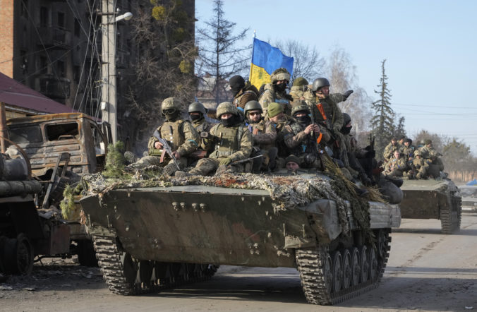 Ukrajinská armáda získala naspäť ďalšie dve mestá v Chersonskej oblasti, hlási tamojšie ministerstvo obrany