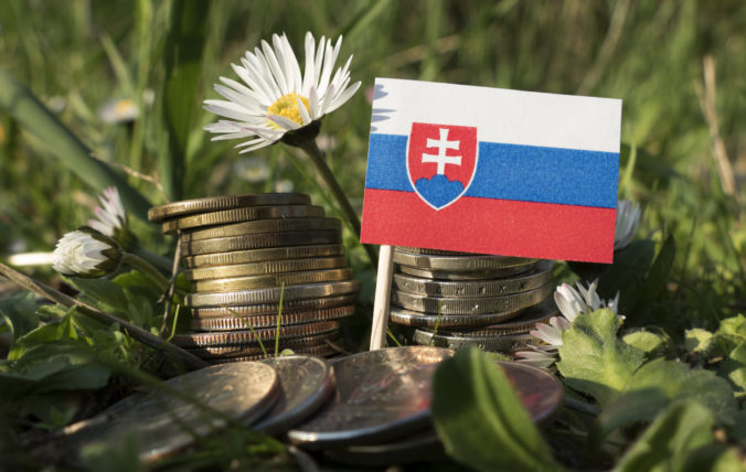 Slovenská ekonomika by podľa analytikov mohla rásť aj vo štvrtom kvartáli