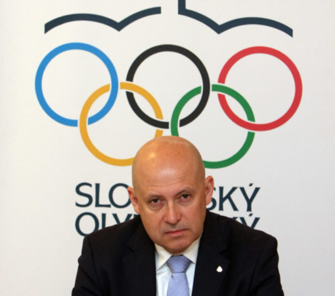 Slovenskí europoslanci vyzvali SOŠV, aby sa vyslovil proti účasti Ruska a Bieloruska na olympiáde 2024