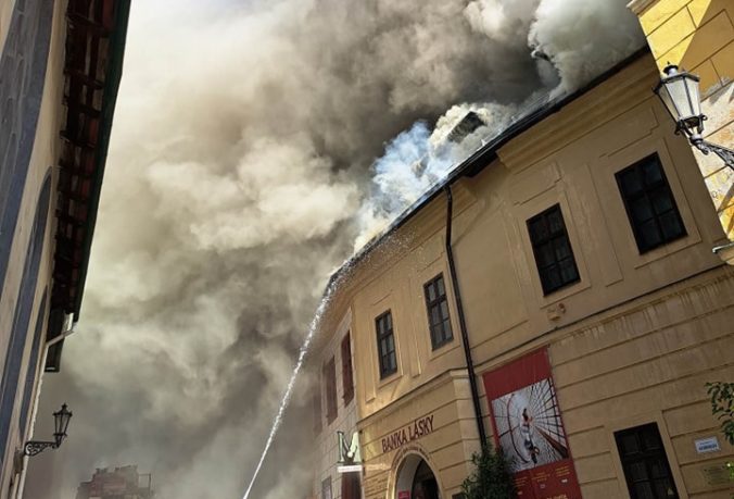 S riešením následkov požiaru v Štiavnici by mohla pomôcť Únia, europoslanec Hajšel adresoval list komisárke Ferreirovej