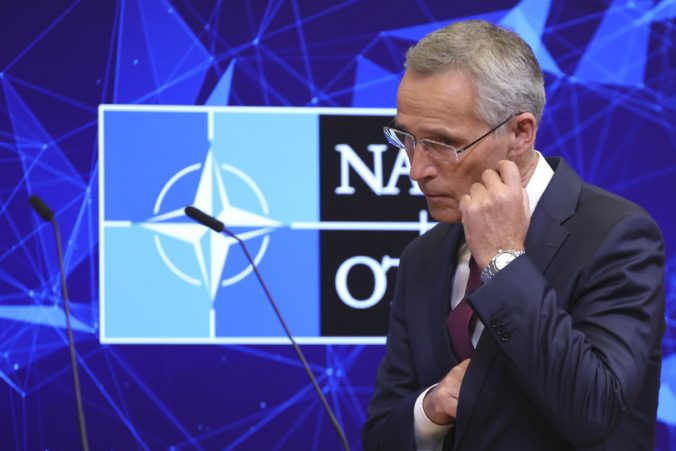 Sú „náznaky“, že Rusko požiadalo Čínu o smrtiacu pomoc, vyhlásil generálny tajomník NATO