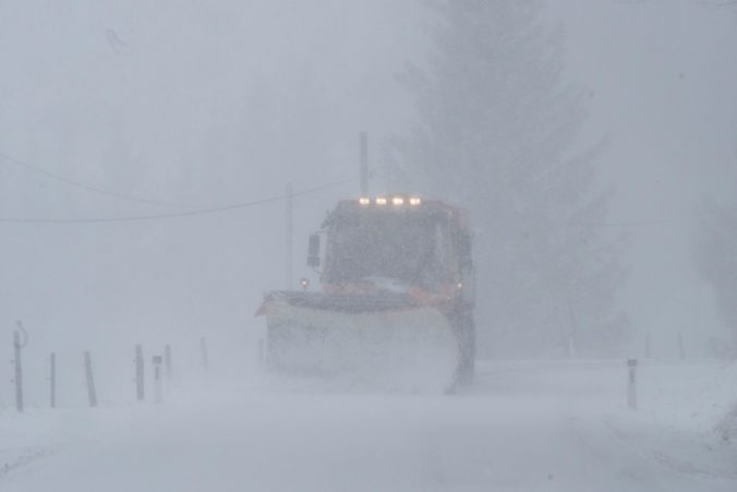Českí meteorológovia očakávajú v niektorých regiónoch snehovú kalamitu, napadnúť má 30 až 40 centimetrov snehu