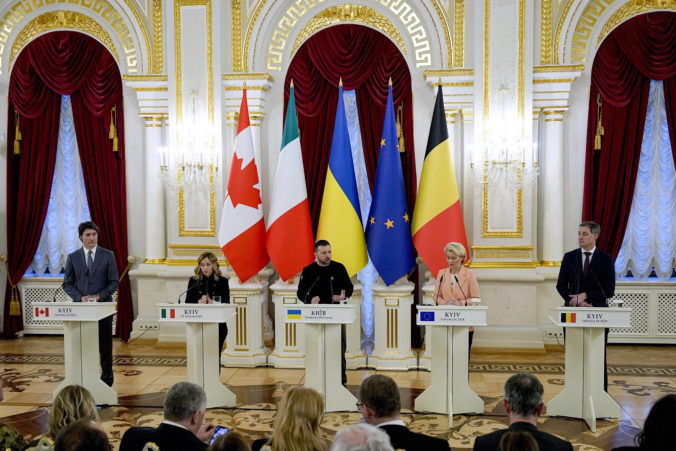 Zelenskyj podpísal bilaterálne bezpečnostné dohody s Talianskom a Kanadou