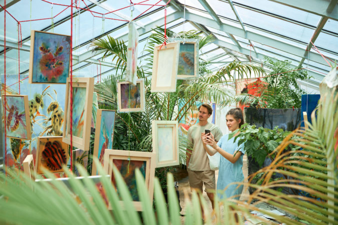 Botanickú záhradu UPJŠ v Košiciach čaká kultúrne leto. Na aké výstavy a vystúpenia sa môžete tešiť?