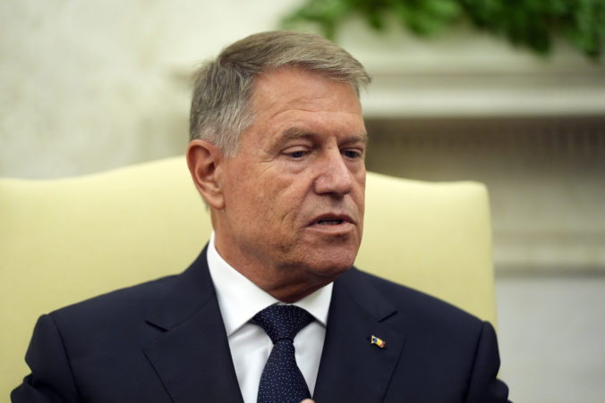 Nový šéf najväčšej vojenskej aliancie na svete je známy, rumunský prezident Iohannis stiahol svoju kandidatúru