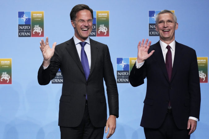 NATO bude mať nového generálneho tajomníka, Mark Rutte vystrieda Jensa Stolteberga