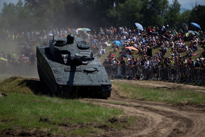 Ľahký tank CV90120 môže posilniť našu obranu, Slovensku ponúkajú verziu modernizovanú o špičkové technológie (foto)