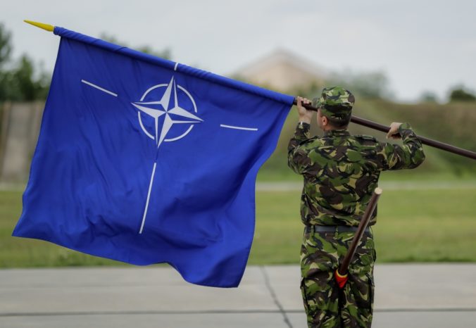 Postoj NATO k členstvu Ukrajiny môže spôsobiť hrozbu, varujú odborníci