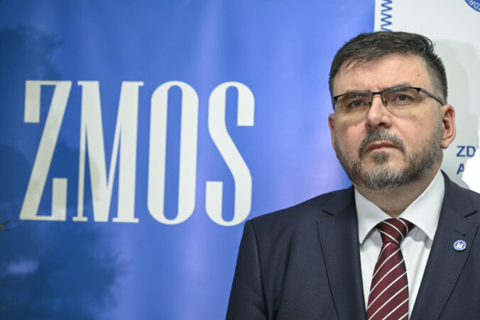 ZMOS odmieta údaje o prebytku samospráv, výsledky hospodárenia podľa Božika nezohľadňujú ich skutočnú finančnú situáciu