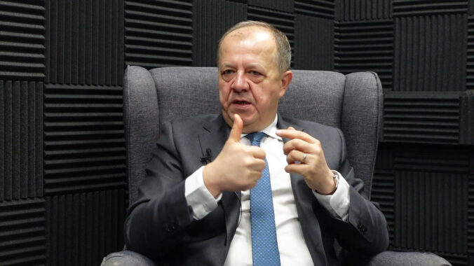 predseda unie miest slovenska a primator trencina richard rybnicek pocas rozhovoru pre agenturu sita 676x380 168870.jpg