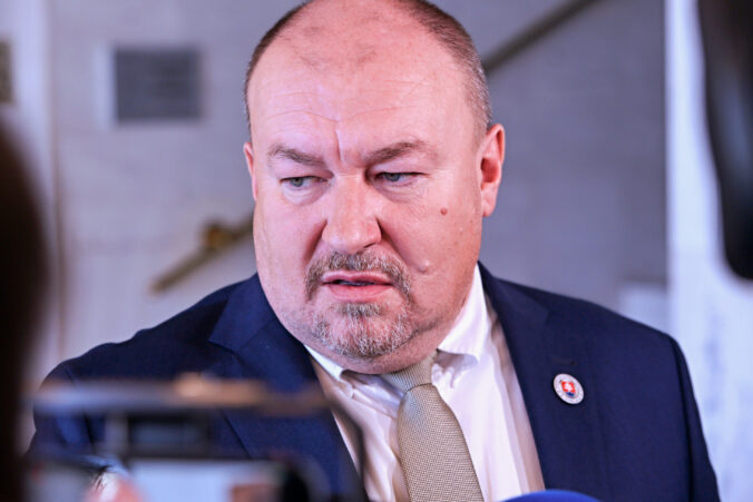 rudolf huliak minister cestovneho ruchu a sportu sr 676x451 169005.jpg