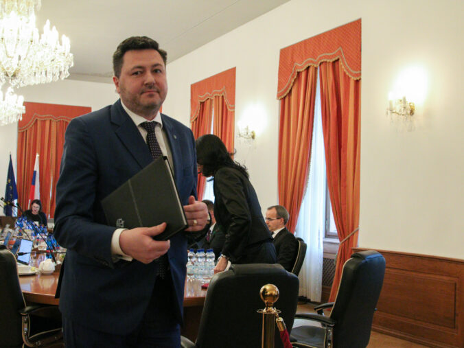 67fe4dd426d99207727353 676x507 170696.jpg