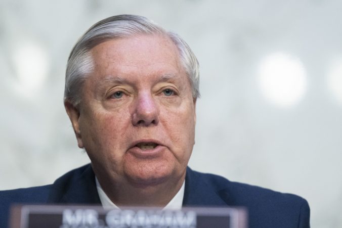 lindsey graham senator 676x451 171468.jpg