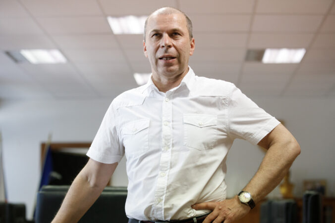 12 676x451 174416.jpg