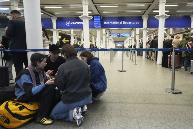 britain eurostar unexploded bomb 91947 676x451 175724.jpg