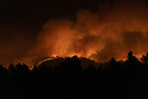 spain fire climate 48942 676x451 175403.jpg