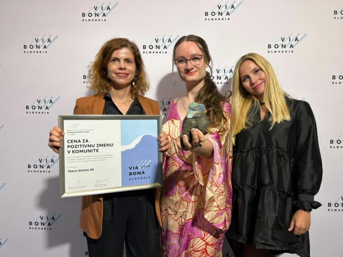 via bona tesco 2025 676x507 175179.jpg