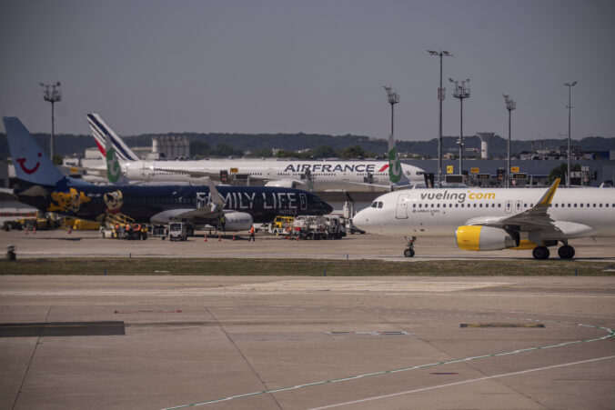 france airlines strike 87789 676x451 176555.jpg