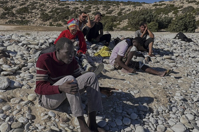 migration greece libya 42528 676x451 176932.jpg