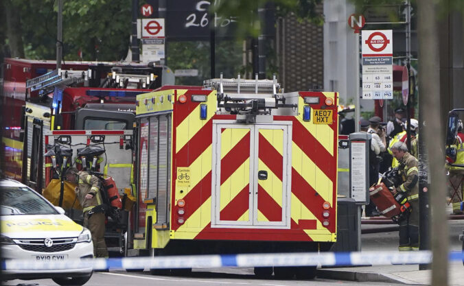 britain london fire 80497 fbcb97a706e04030acafce5421fbb2a0 1 676x417 180120.jpg