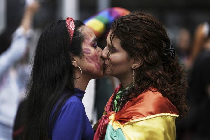 colombia pride parade 15657 676x451 178680.jpg