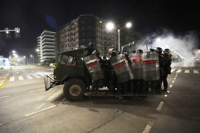 serbia protests 13957 676x451 179713.jpg