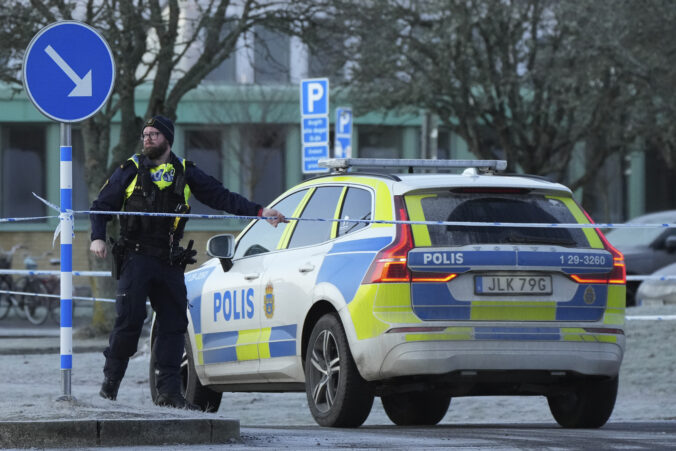 sweden shooting 97451 676x451 179584.jpg