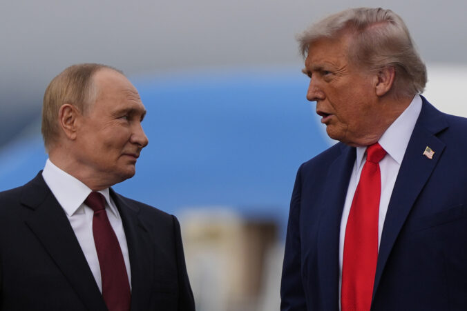 trump putin5 676x451 179681.jpg