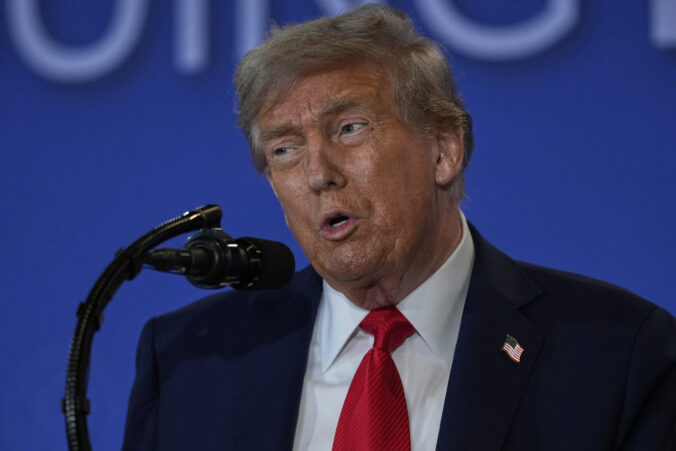 trump putin 31990 676x451 179678.jpg