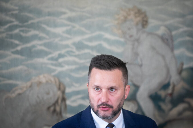 646f53ce84157360635184 676x451 182617.jpg