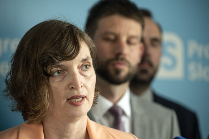 653a5f1275e8c813620127 676x450 181645.jpg