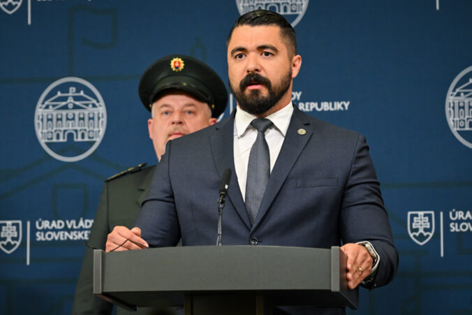 664a0de8d7086745920491 676x451 181120.jpeg