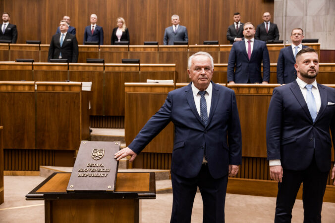 67e2da6d07f25606080375 676x451 181070.jpg