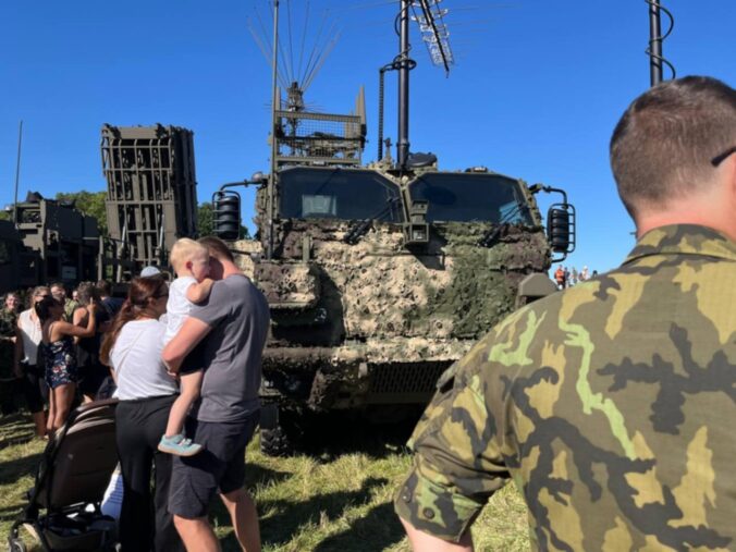 c70eda9b 005e 40e7 b9d6 6d729f13bf22 676x507 182313.jpg