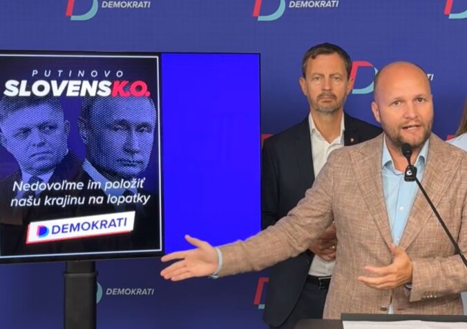 demokrati 676x477 181014.jpg