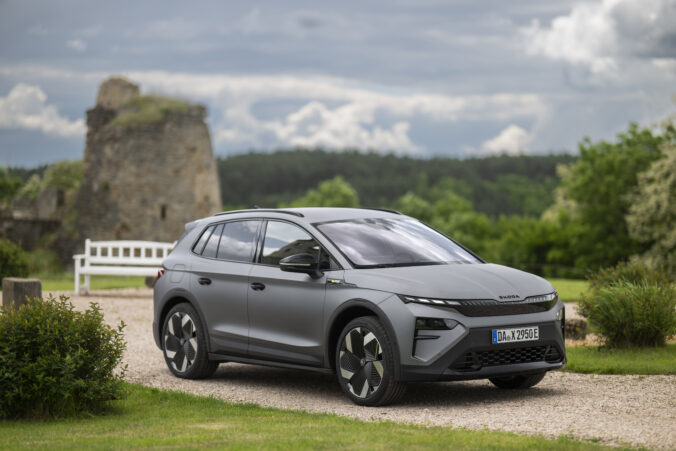 elroq rs 130 de922336 676x451 182593.jpg