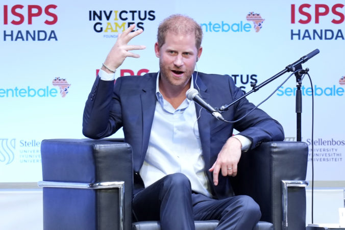 japan prince harry 37598 676x451 181880.jpg