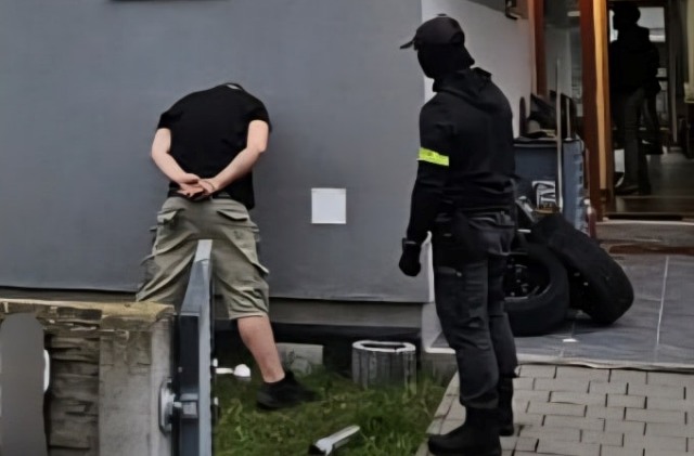 policia222 182955.jpg