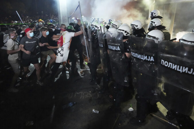 serbia protest 72058 676x451 181182.jpg