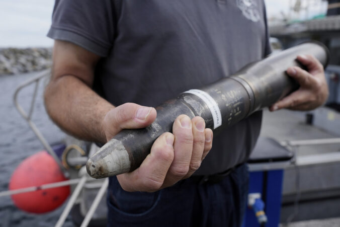 germany ammunition recovering 28350 676x451 186154.jpg