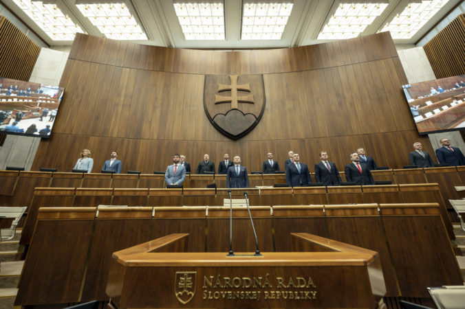 nr sr 676x450 187590.jpg