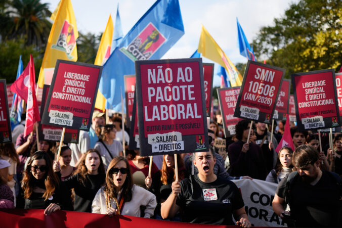 portugal labour reform protest 17425 676x451 186114.jpg