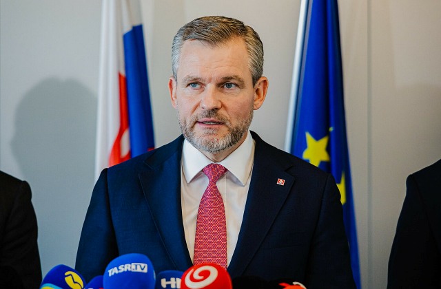 pelleeeeeee2 189646.jpg