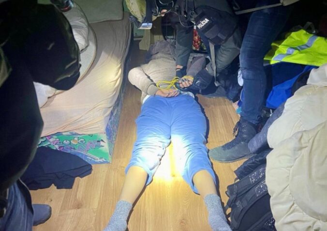 zatknutie 676x477 188157.jpg